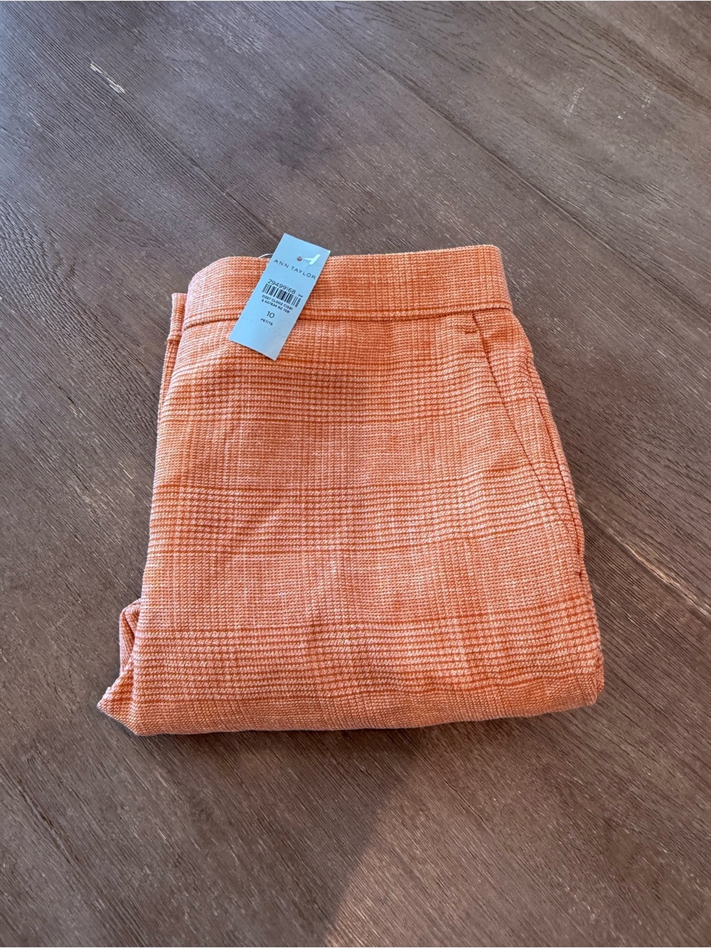 NWT! Ann Taylor The Ankle Cropped Textured Pants in Sherbert Orange (10P)